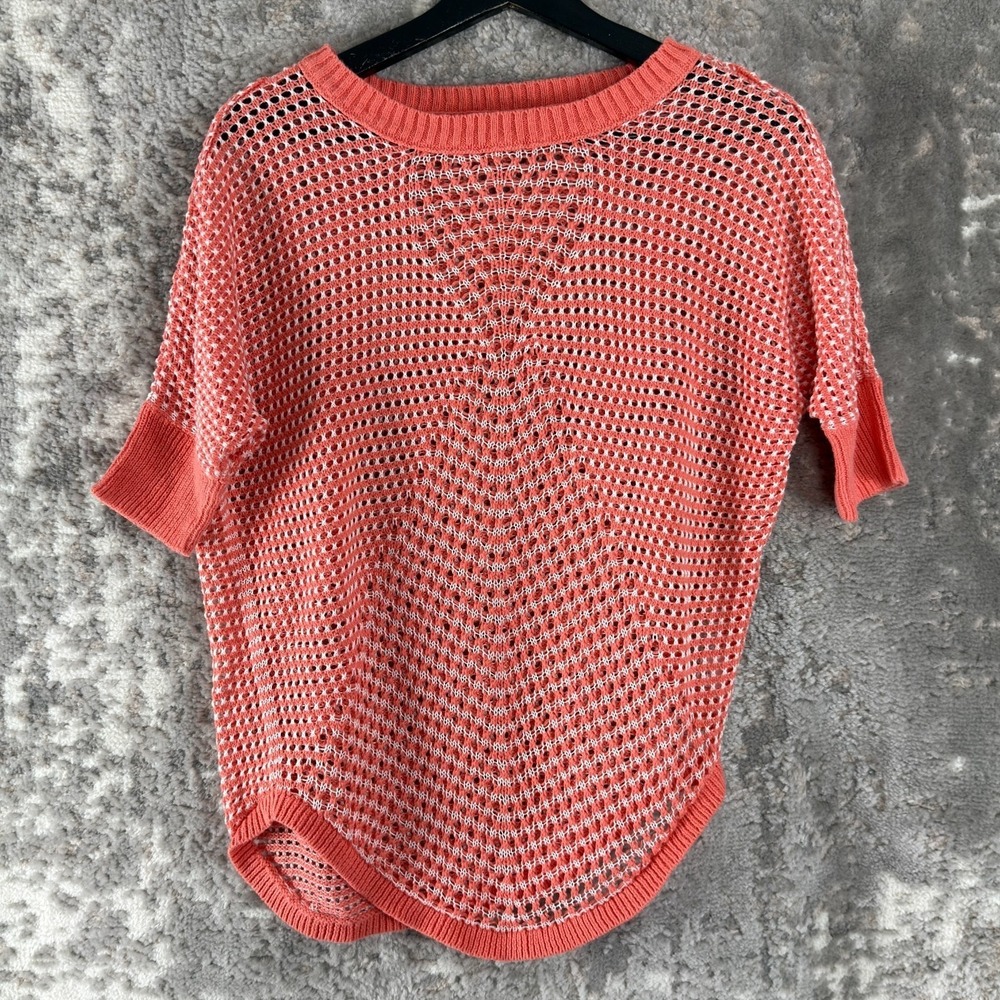 A.N.A A New Approach Size M Open Knit Sweater‎ Pink Short Sleeve Pullover
